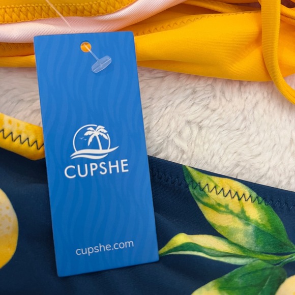 Cupshe Yellow Wrap Bikini Top Navy Lemon Print Side Tie Bottoms Set Size XL NWT - Picture 13 of 13